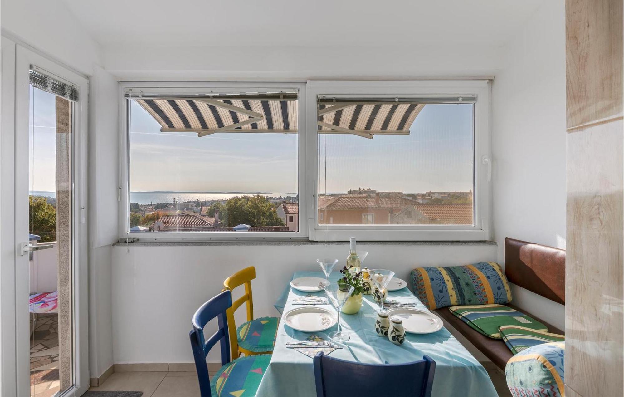 Beautiful Apartment In Barbariga With Kitchen Buitenkant foto